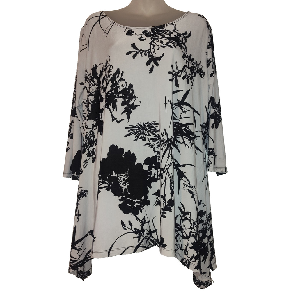 flirty pink Women's White Floral Print Tunic Top Size 1X BG13